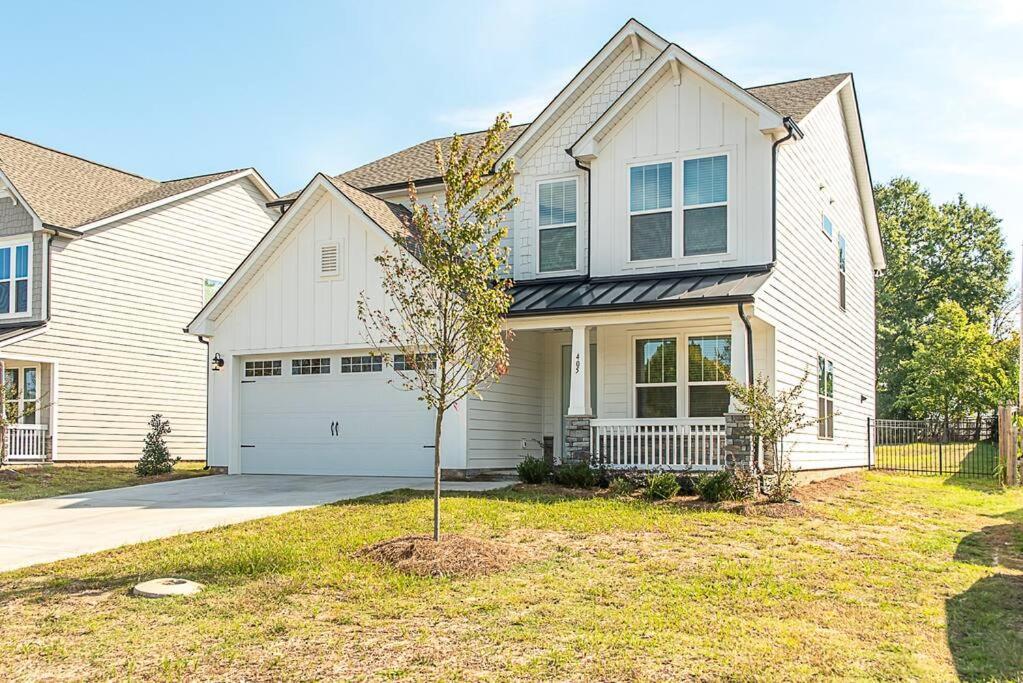 New! Lux. 4Br Home W/ Grill, Office & Huge Yard Charlotte Exterior photo