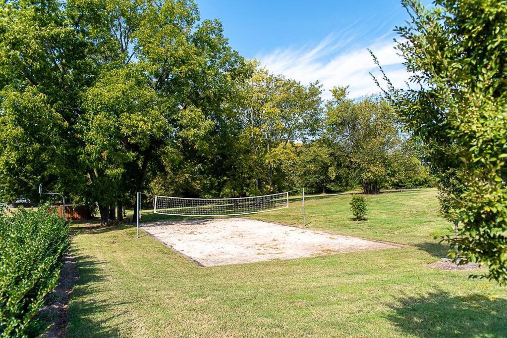 New! Lux. 4Br Home W/ Grill, Office & Huge Yard Charlotte Exterior photo