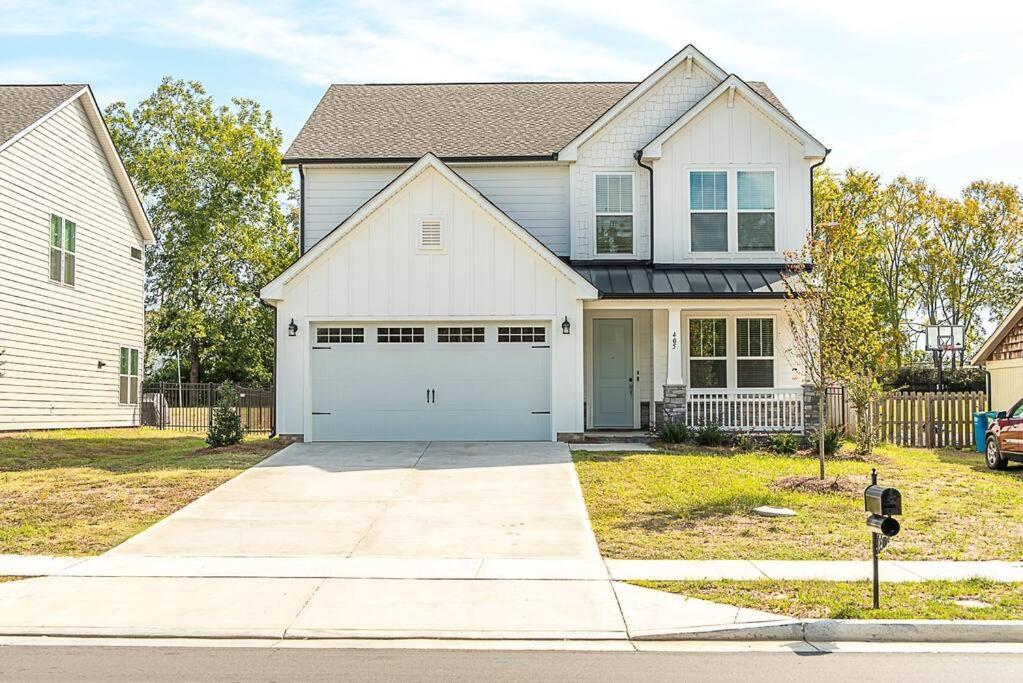 New! Lux. 4Br Home W/ Grill, Office & Huge Yard Charlotte Exterior photo