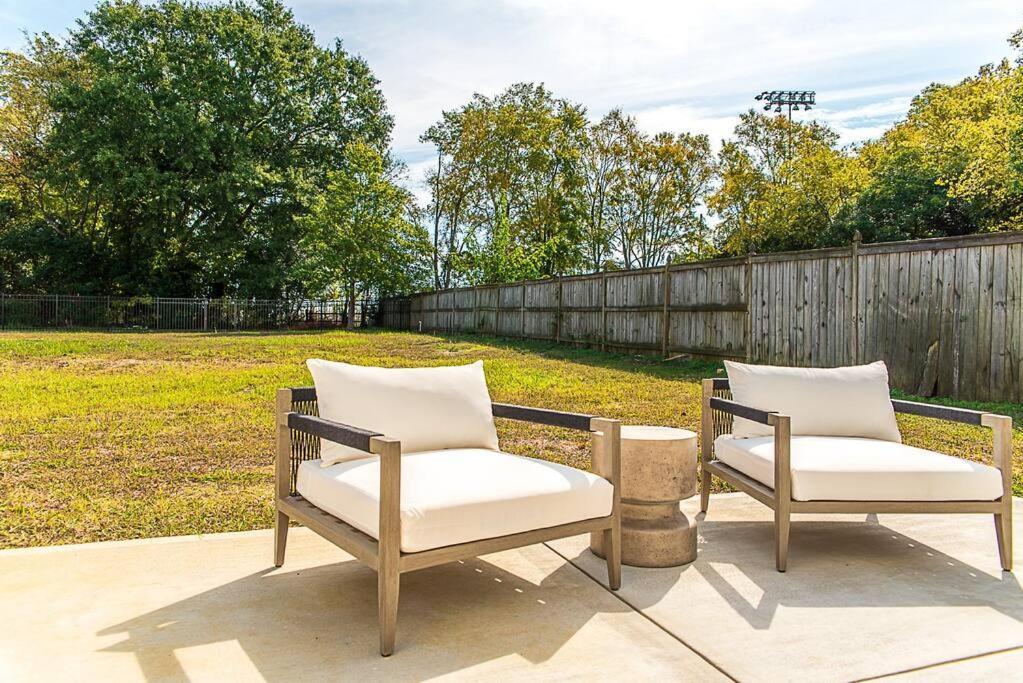 New! Lux. 4Br Home W/ Grill, Office & Huge Yard Charlotte Exterior photo